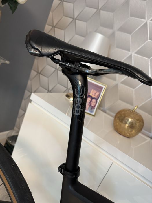 Gravel Focus Atlas Sram  Force AXS 2024