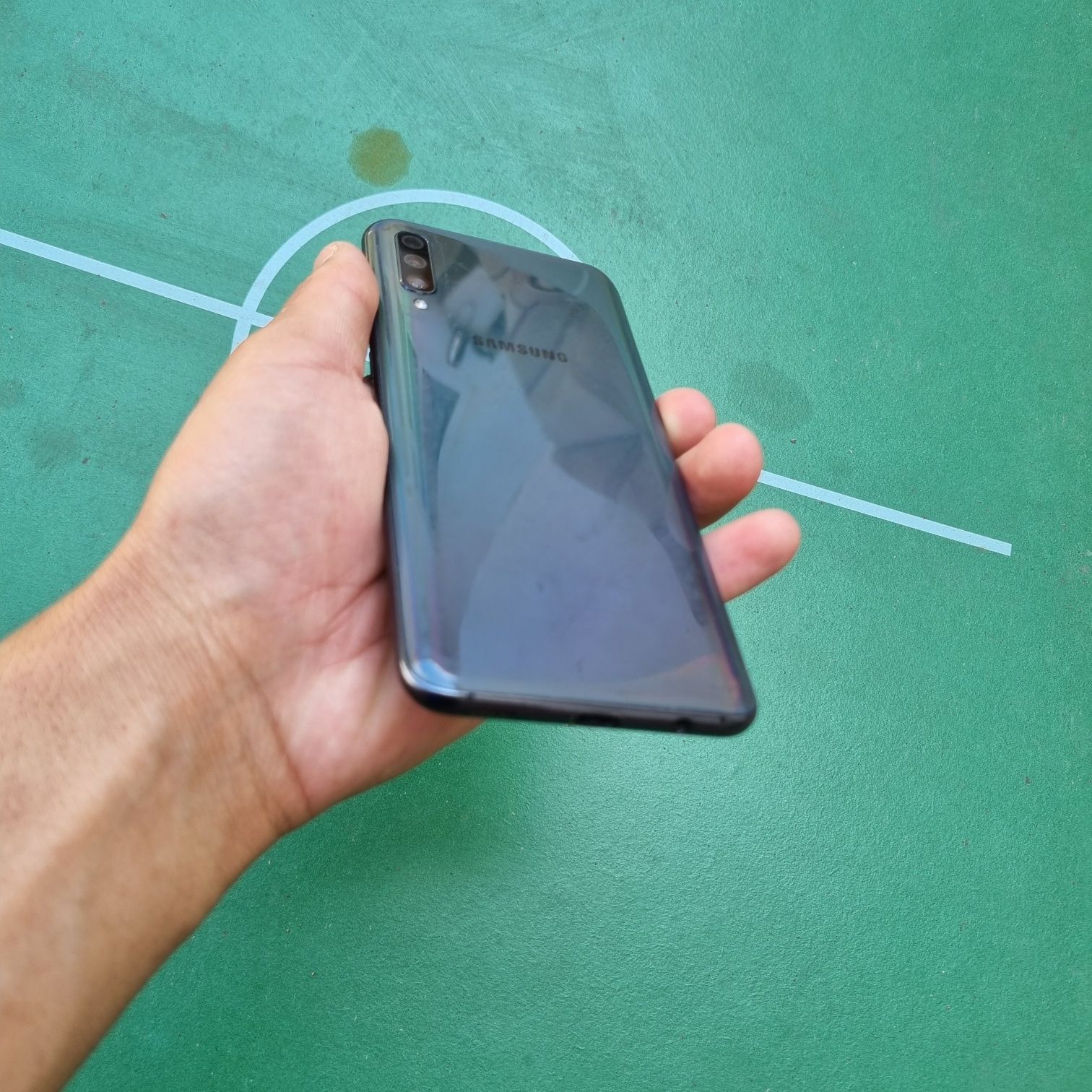 Samsung Galaxy A50 sotiladi