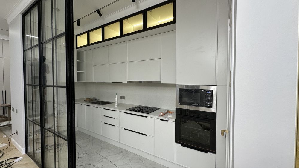 Мебель на заказ кухня шкаф гардероб спальный прихожка