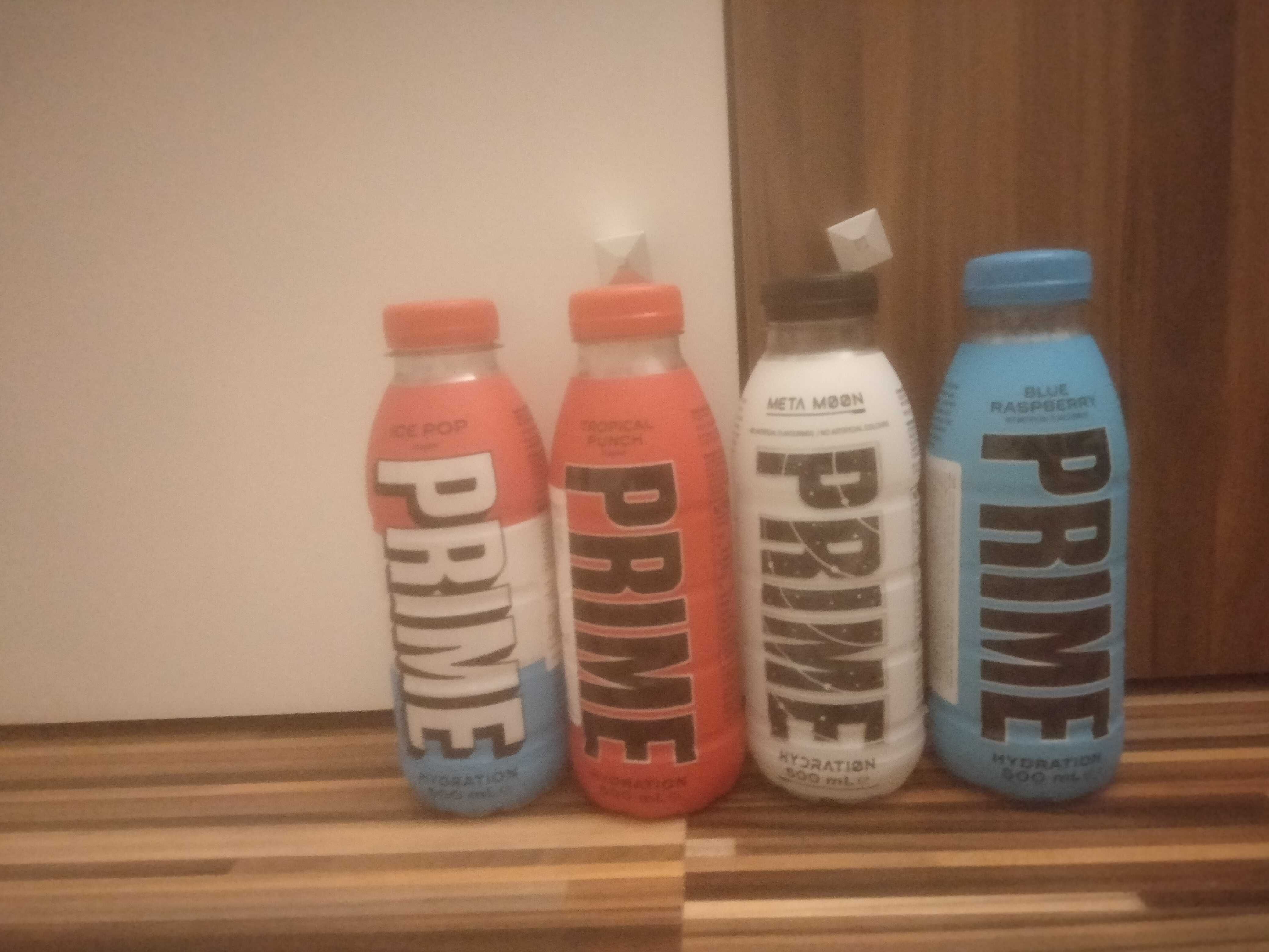 Prime ice pop,tropical punch,metal moon și blues raspberry (UK)