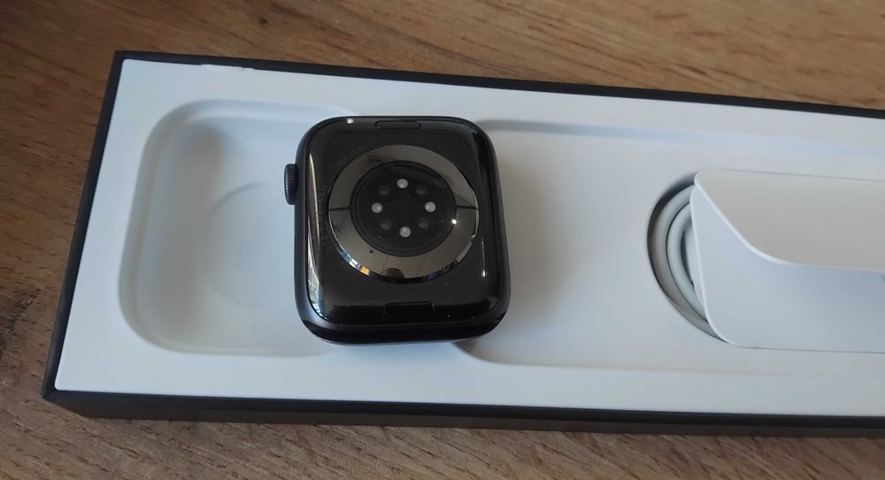 Apple Watch SE 6 Nike Edition в ГАРАНЦИЯ