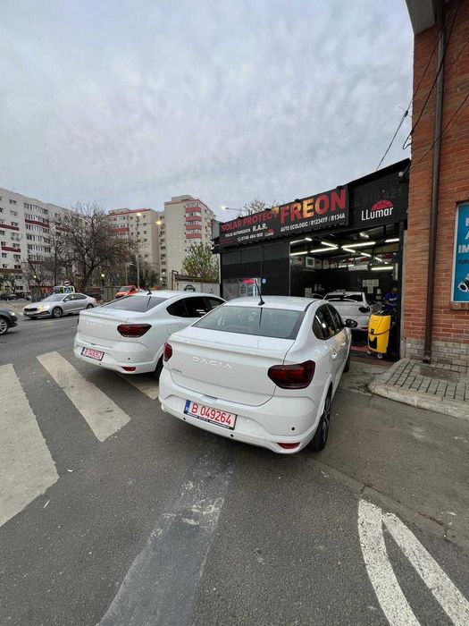 Folie auto Llumar + garanție – montaj profesionist București sector 4