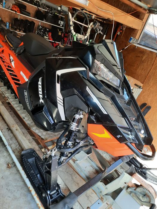 Snowmobil Polaris RMK 800 schimb cu Ktm 300 exc