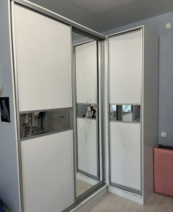 Шкаф купе угловой