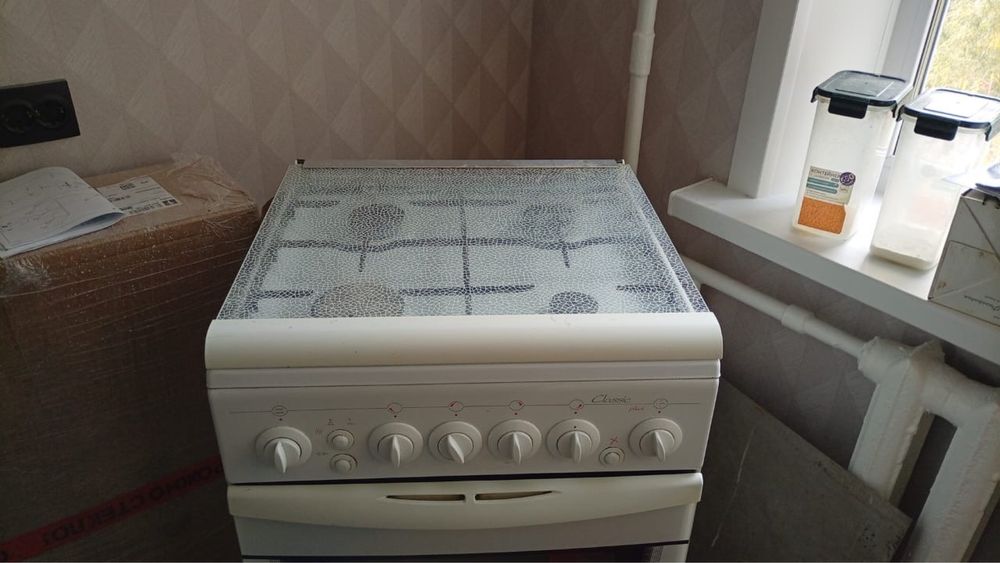 Газовая плита продам
