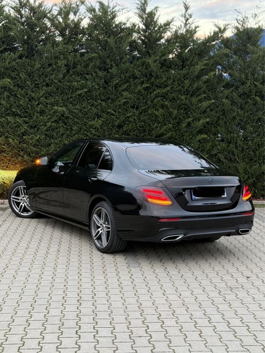 Mercedes E220, pachet AMG, 9G tronic, Tableta mare, 360, head-up