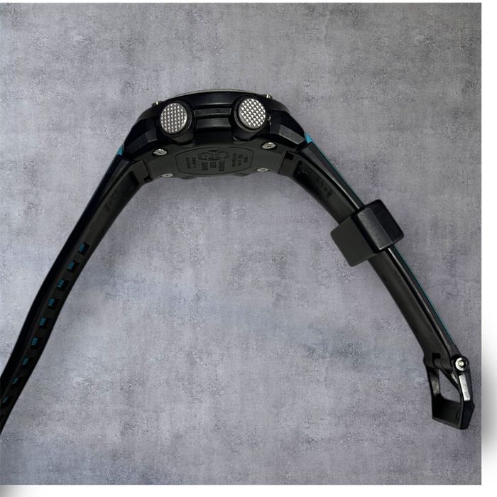 Мъжки часовник Casio G-Shock GA-2000-1A2ER