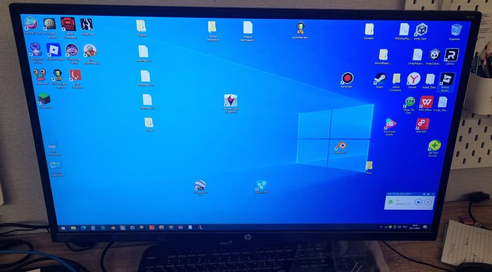 Монитор компьютерный