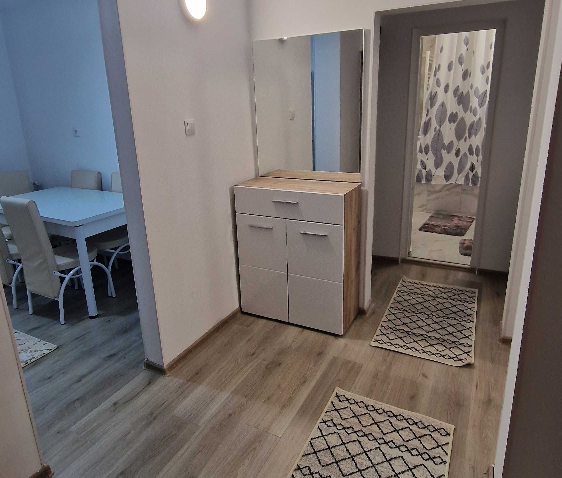 Închiriez- apart. 2 camere, modern, renovat complet, bloc reabilitat!