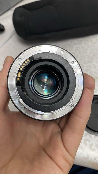 Тамрон макрообьектив 90 мм