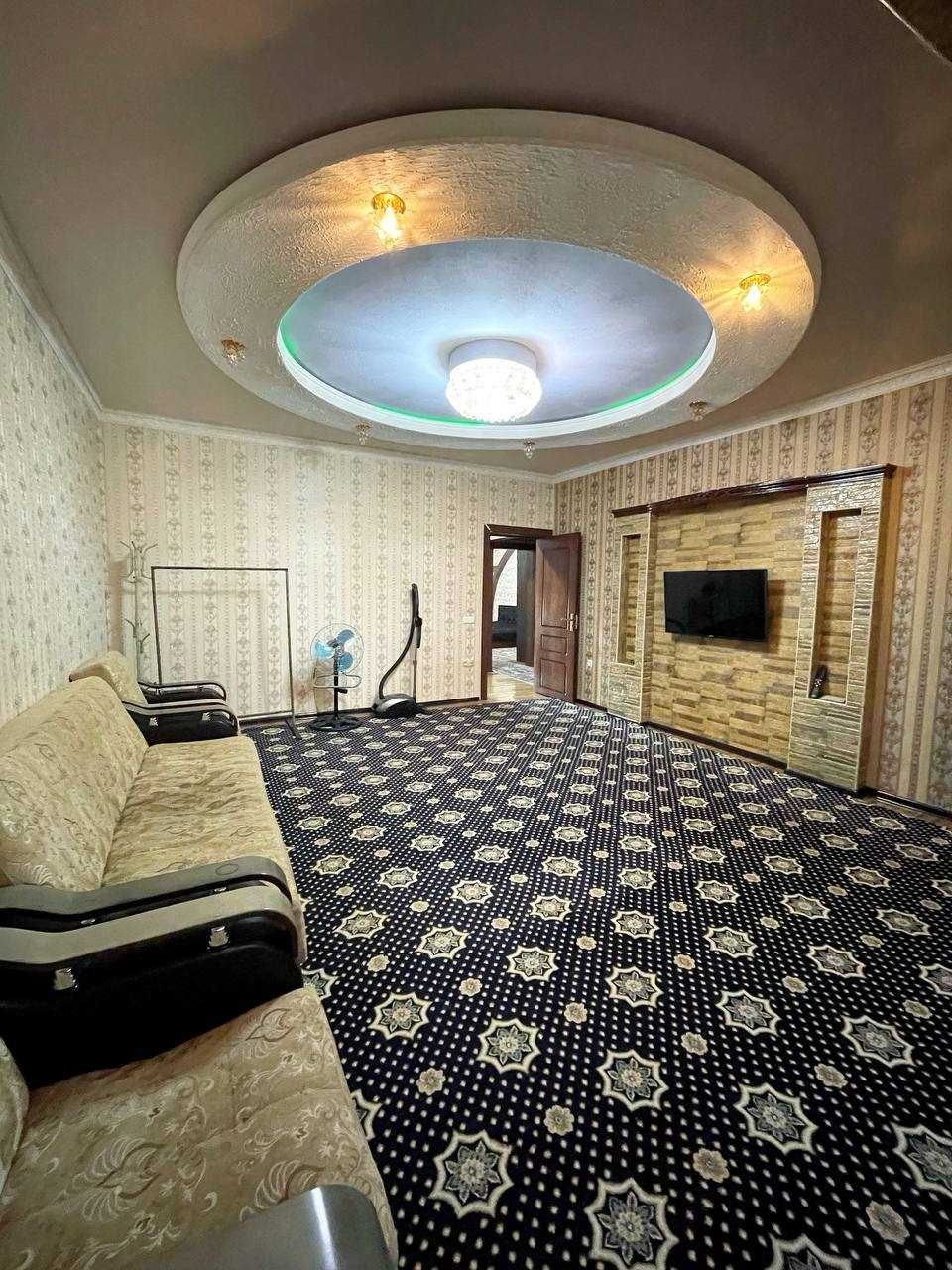 Сдается квартира на Мирзо Улугбеке 2/2/5 ор-р метро БИЙ