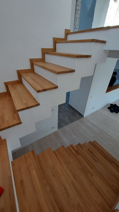 Echipa renovări în construcții.