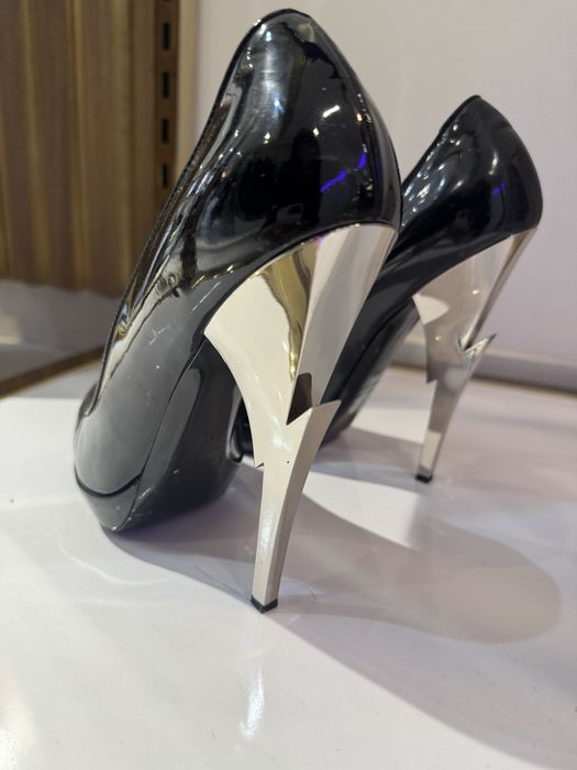 Дамски обувки ток dsquared2 оригинални