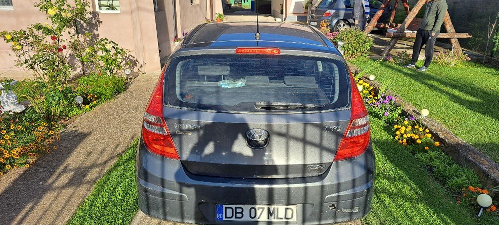 Vand Hyundai i30 2008
Motor de 1,6 diesel

Distributie pe lanț

29000