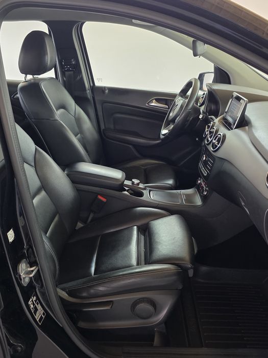 Mercedes b clase an 2018 Automat posibilitatea rate fără avans