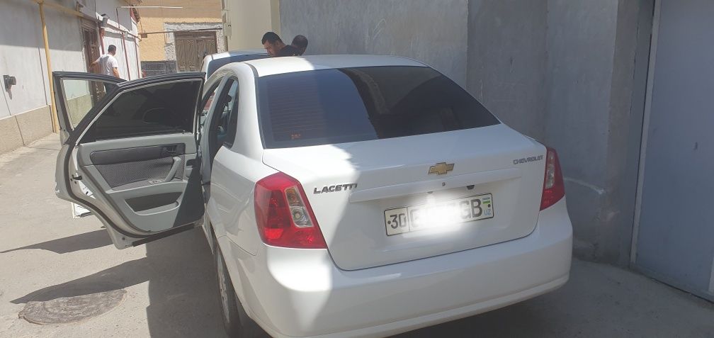 Chevrolet lacetti 1.8