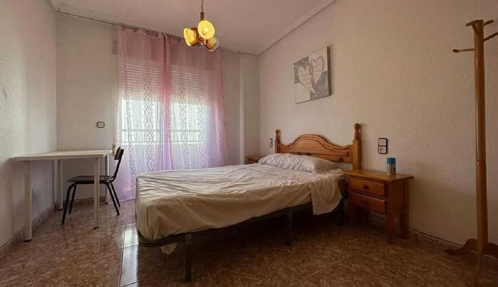 Casa cu 6 camere pentru evenimente, libera pentru revelion si craciun