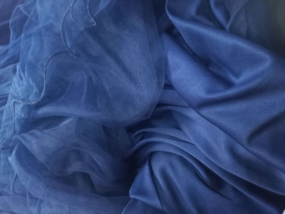 Elektr ko'k rangdagi Oqshom, To'y libosi