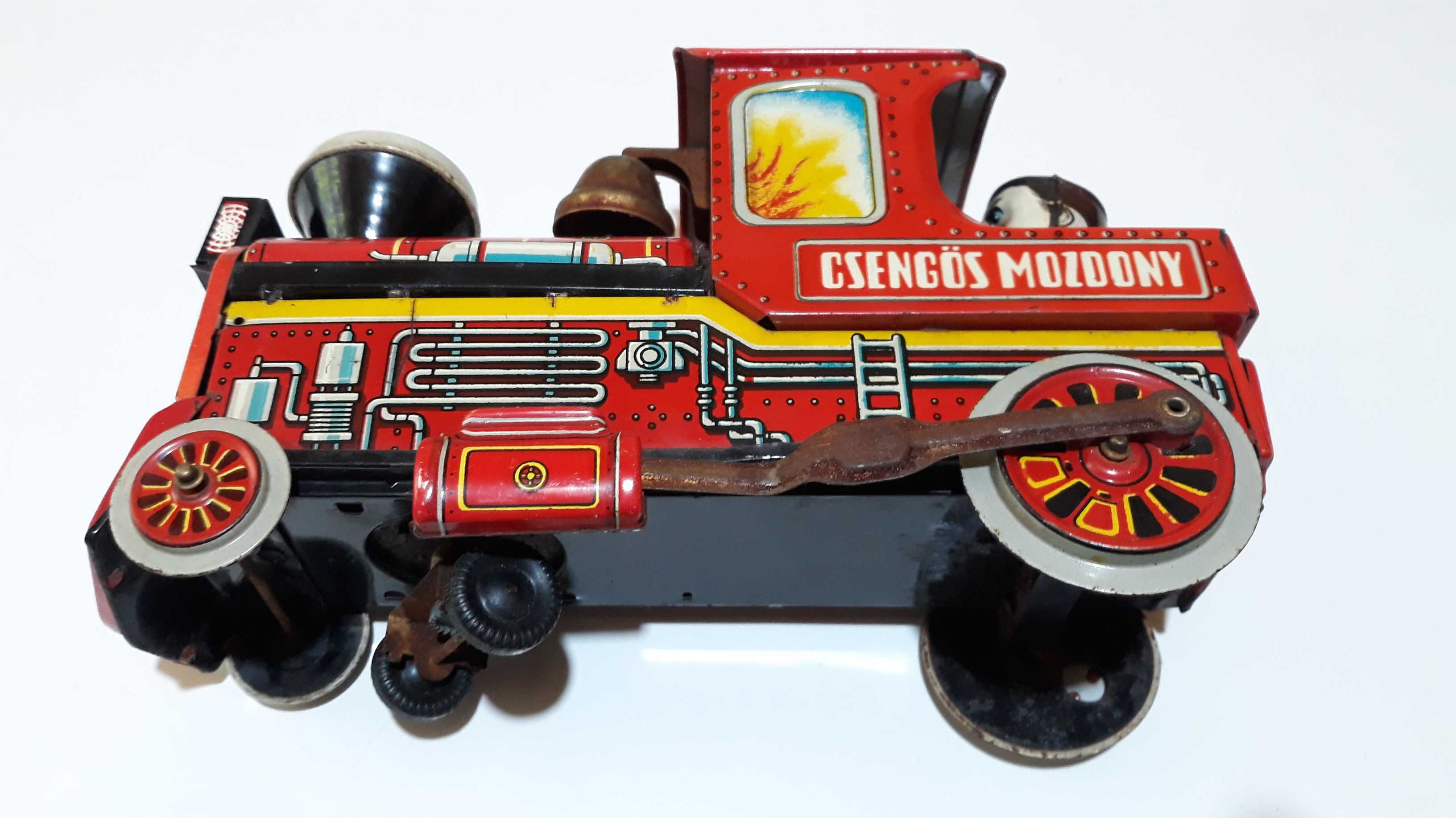 Jucarie veche tabla, tren , locomotiva Ungaria