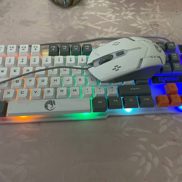 Клавиатура с мышкой