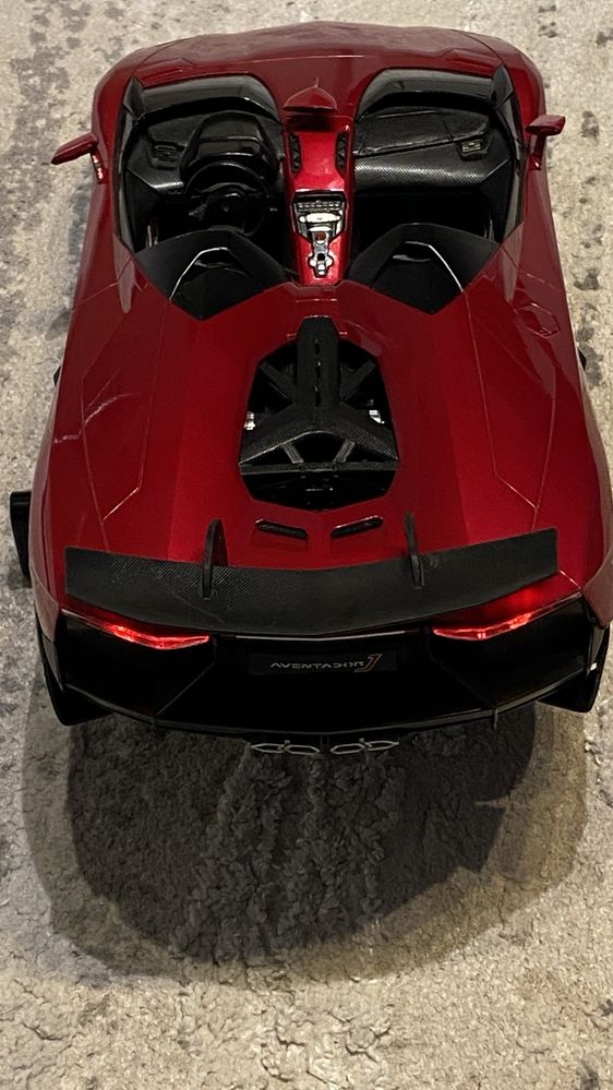 Masinuta cu telecomanda Lamborghini