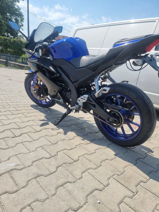 Yamaha yzf  r125 2020