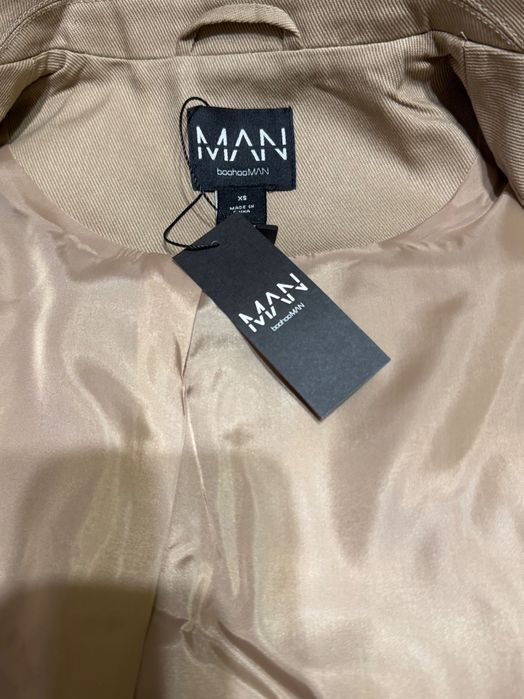 Trench Boohooman scurt