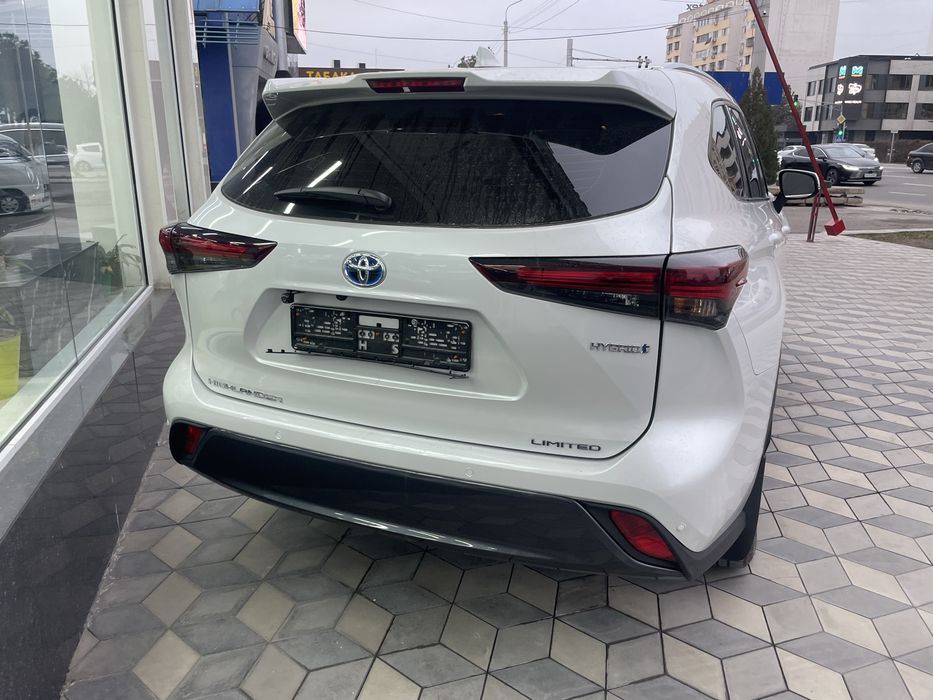 Toyota Highlander Hybrid USA 2024