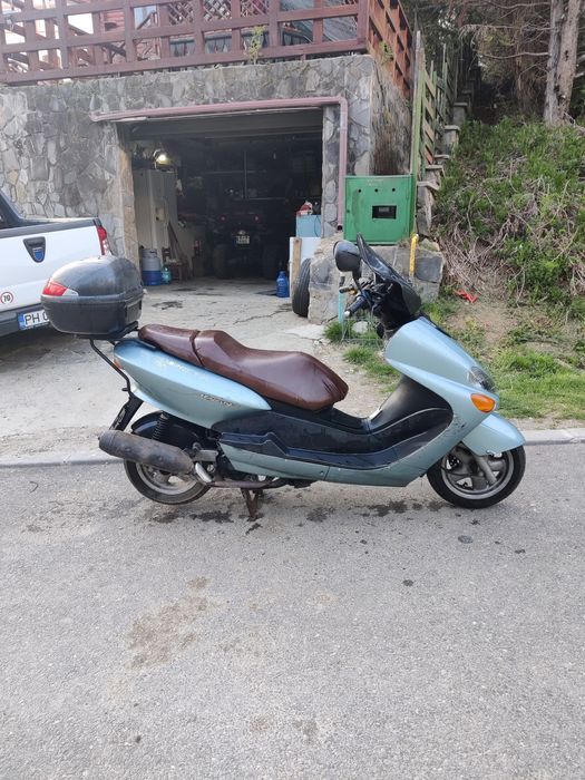 Yamaha majesty 125