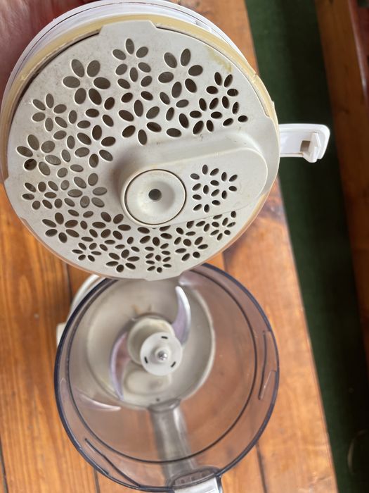 Aparat de gatit la aburi