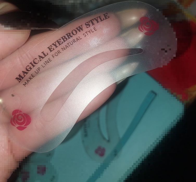 Подарявам шаблони за вежди