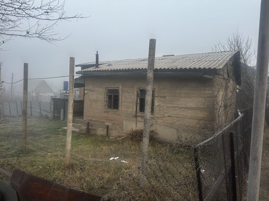 Продам дачу , земля с домом