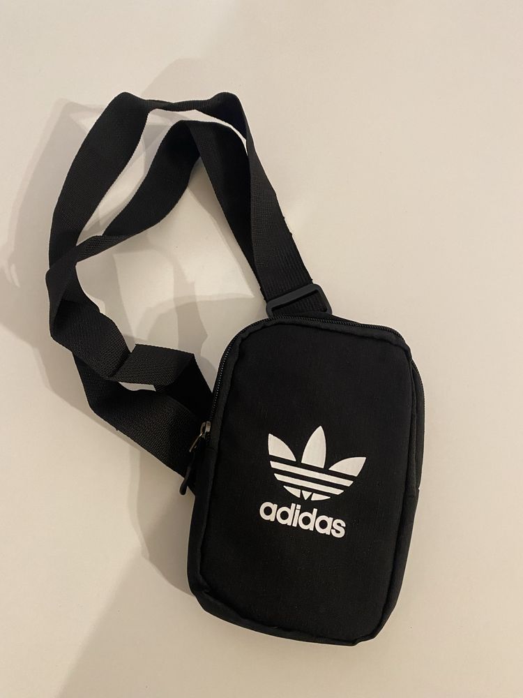 Чанти през рамото Adidas