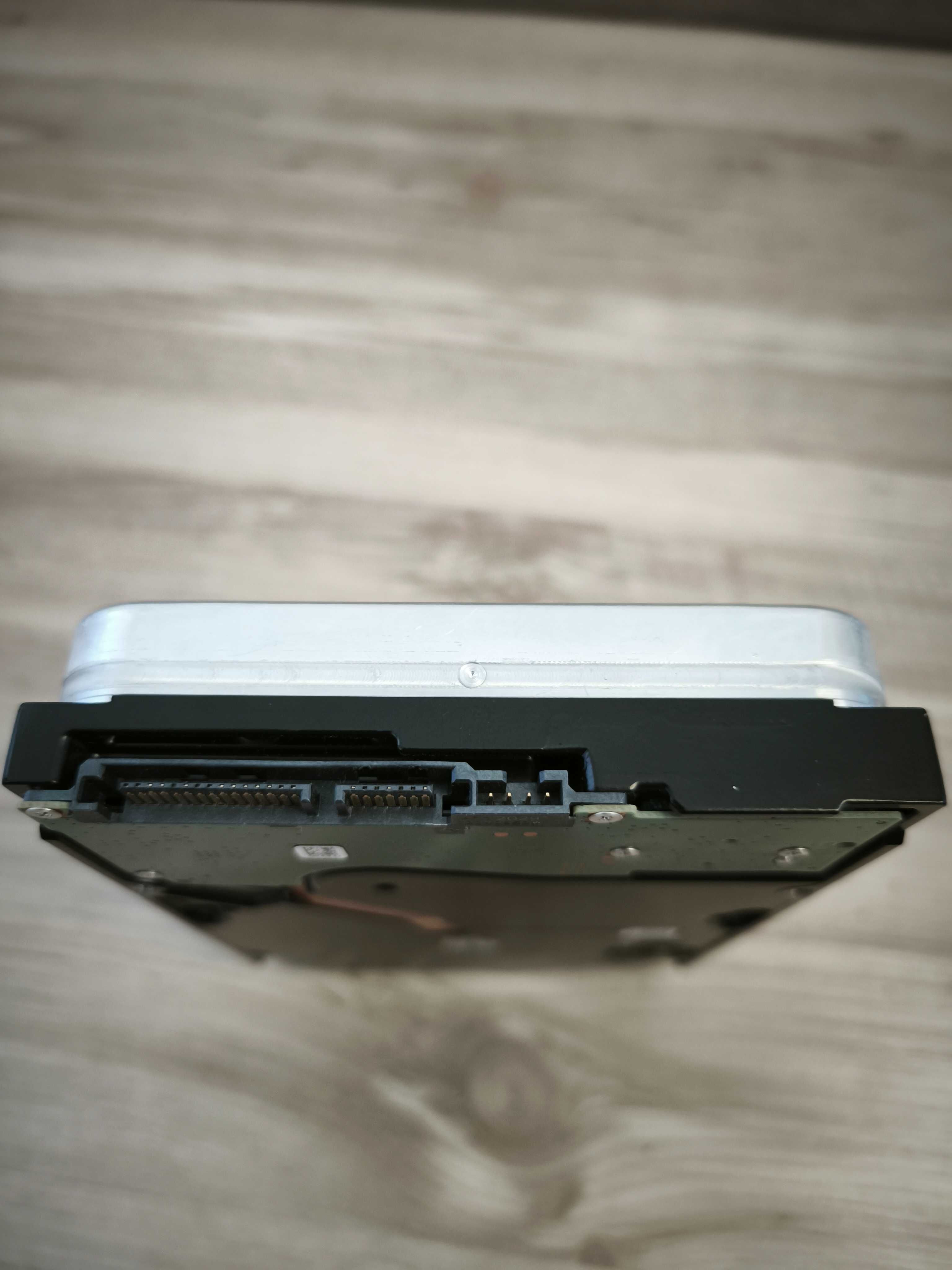 Хард Дискове HDD Seagate Exos X16 10TB Enterprise (ST10000NM001G)