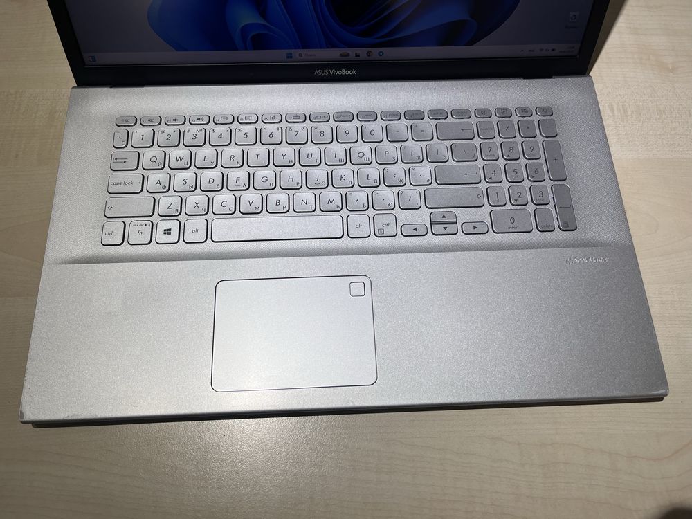 Ноутбук Asus