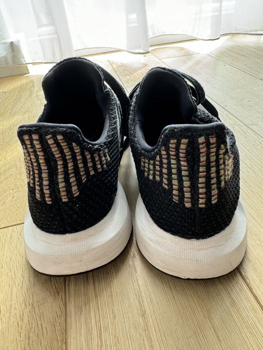 Маратонки Adidas, размер 40 черни