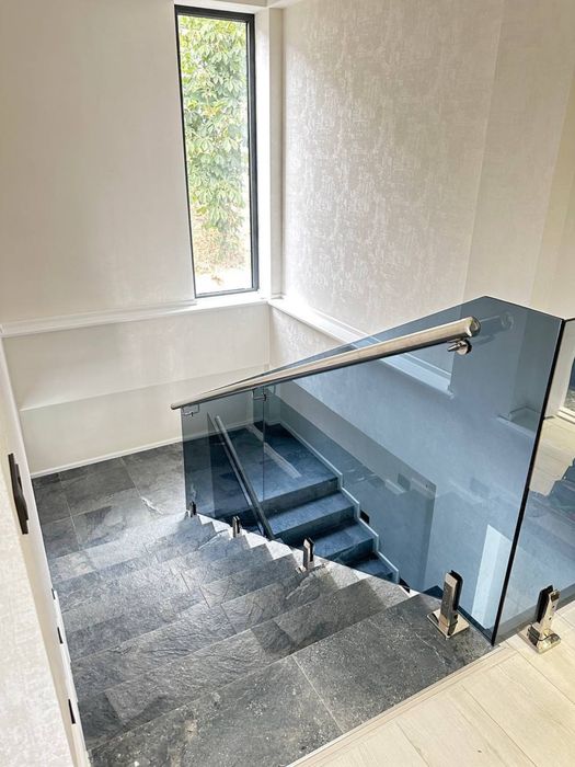 Nerjavika va oynaliy perilla ishlarini qilamuz