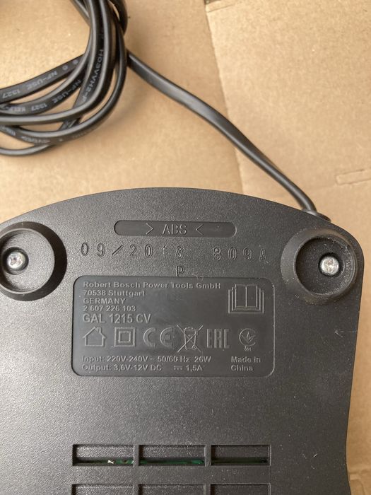 Alimentator Incarcator Bosch GAL 1215 CV 3,6-12v 1,5A