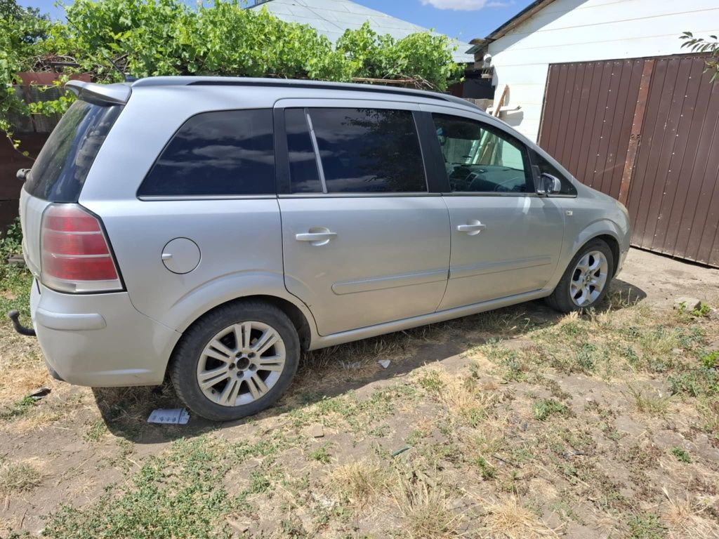 Opel Zafira B 1.9