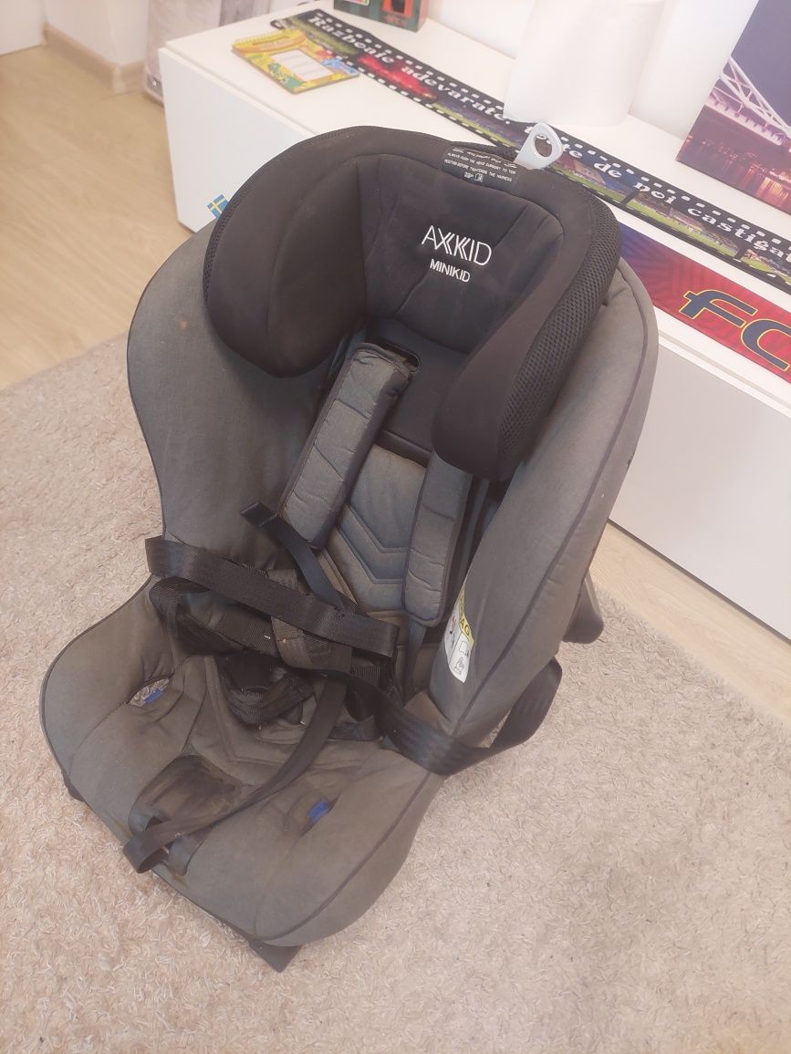 Scaun copil auto