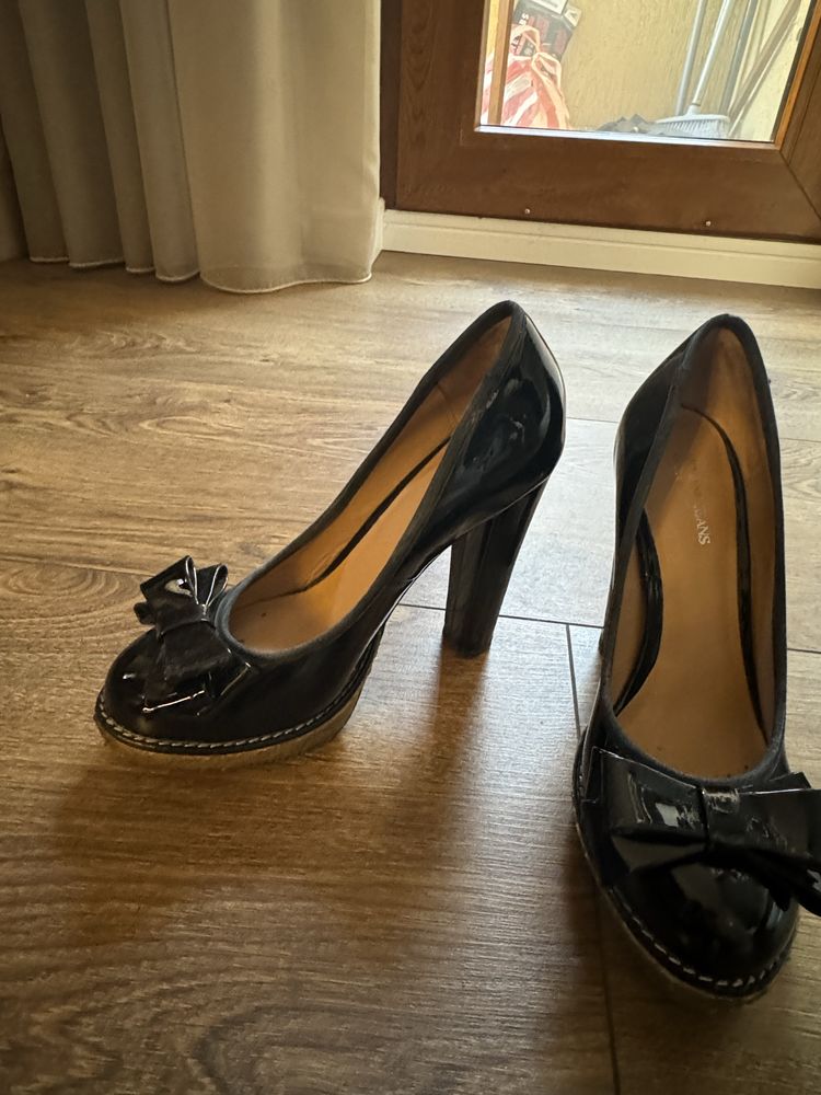 Дамски обувки Armani 39