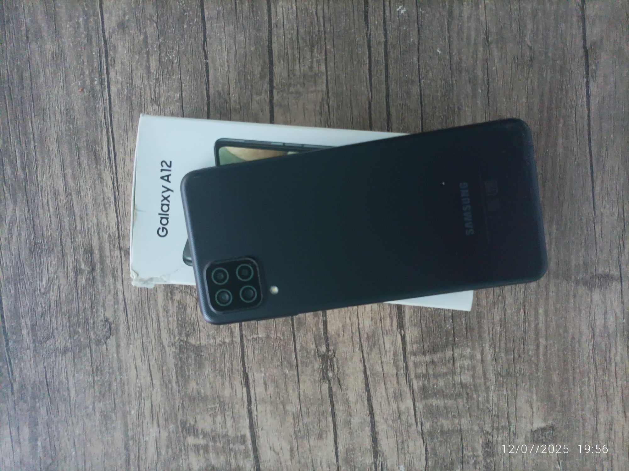Samsung galaxy A12 ideal