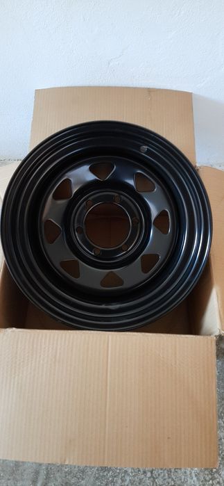 Vând jante 16 6/139.7 -30mm