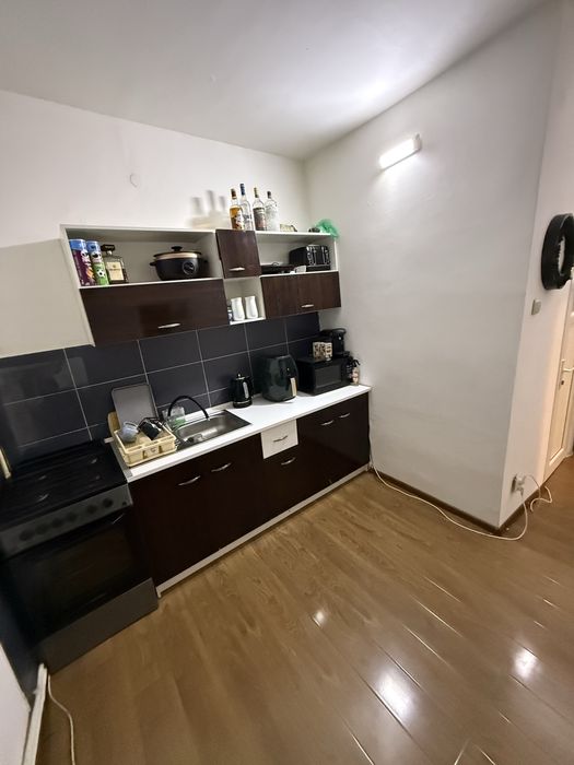 VAND garsoniera (40mp) cu 2 camere. URGENT!