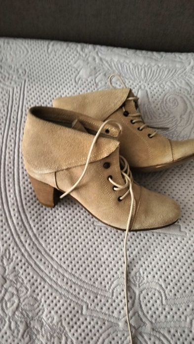 полусапожки замшевые новые,экокожа черные б/у