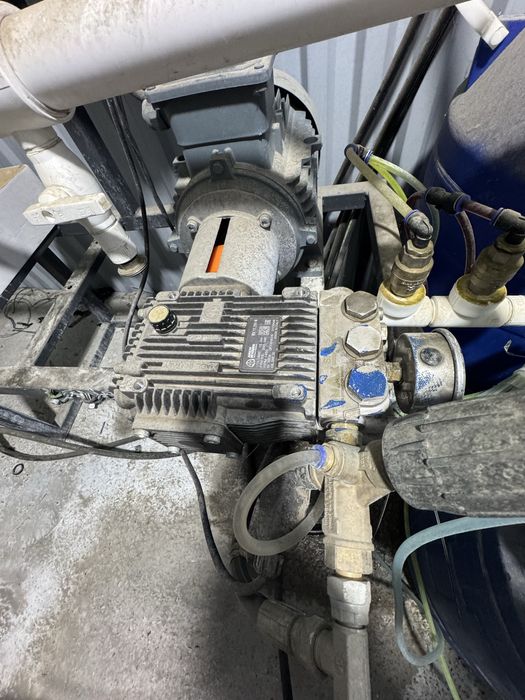 Sam Moyka  sotiladi tayor biznes