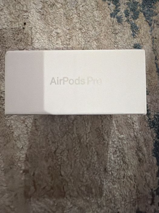 vand AirPods Pro noi, originale cu factura
