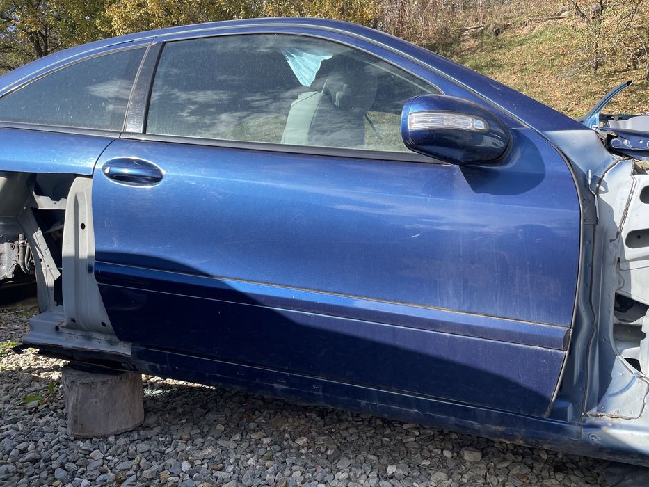 Usa dreapta Mercedes w203 C class Sport Coupe 2005