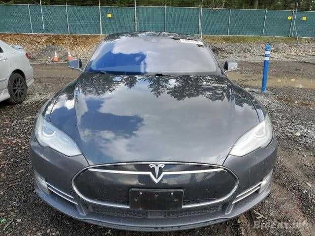 Разбираем Tesla model s 2015