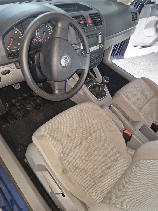 Curatare scaune tapiteri retapitare capitonare dube autoutilitare auto